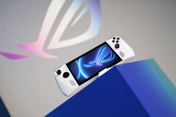 ROG Ally_Launch Event_Product photo